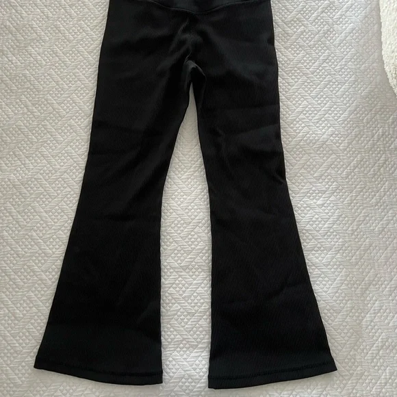 Athleta Black Ribbed Pants - Picture 5 of 8